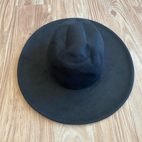 Shiraleah Chicago Clyde Hat with Interchangeable Trim - Picture 2 of 6